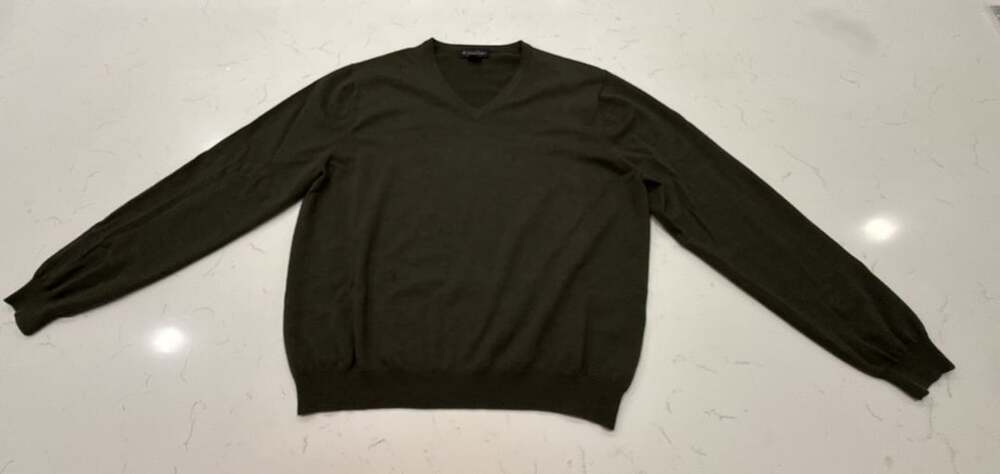 Brooks Brothers V-Neck Sweater Size L Green Merino Wool